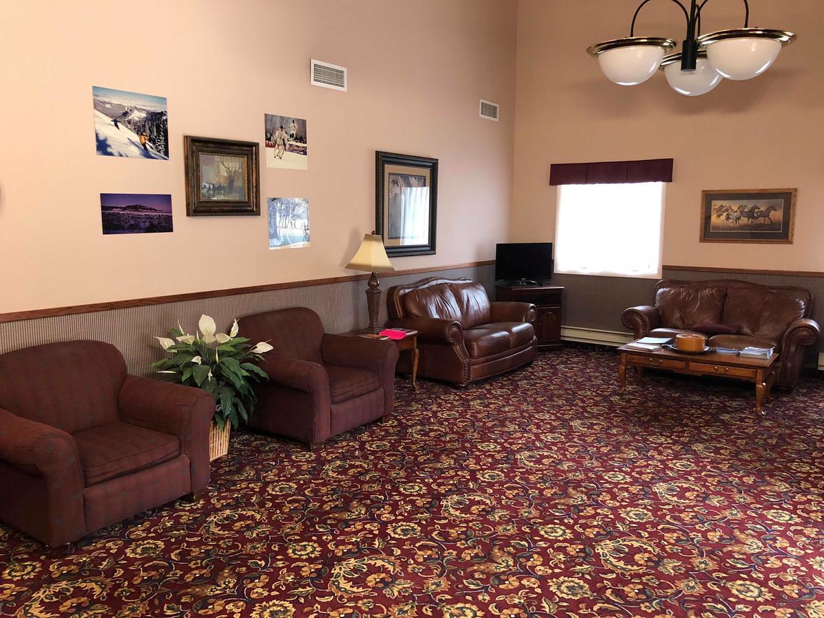 Lupine Inn Ред-Лодж Экстерьер фото