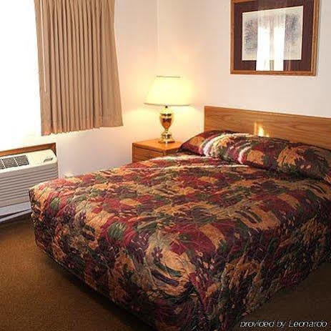 Lupine Inn Ред-Лодж Экстерьер фото